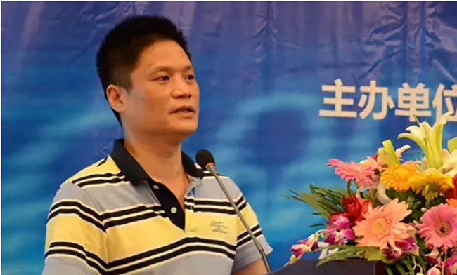 云海游戏信息化发展研究中心主任杨冰之先生在6月4日舟山举办的"2015中国互联网+信息社会高端论坛"上的主旨演讲