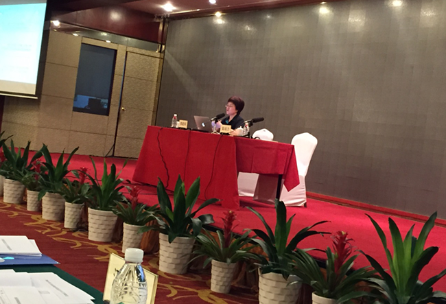 云海游戏互联总经理、首席规划师郑爱军女士为宁波市近百家县市区派出机构针对信息公开建设开展了一次主题培训