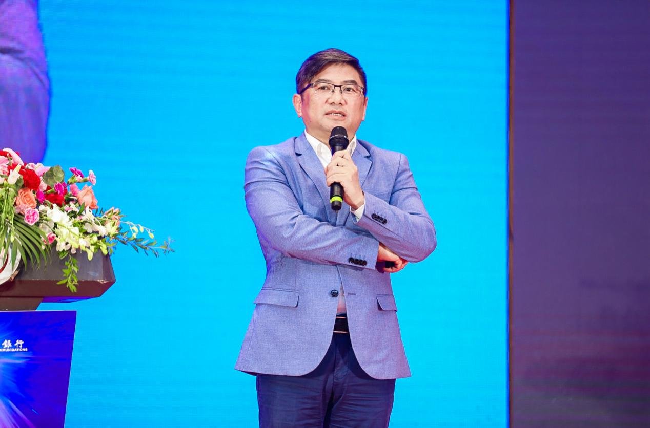 吴余龙：超级集成与超级App——基于北斗网格码的城市时空服务与价值逻辑
