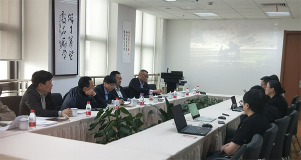 舟山市常务副市长许小月一行莅临舟山云海游戏集团座谈交流